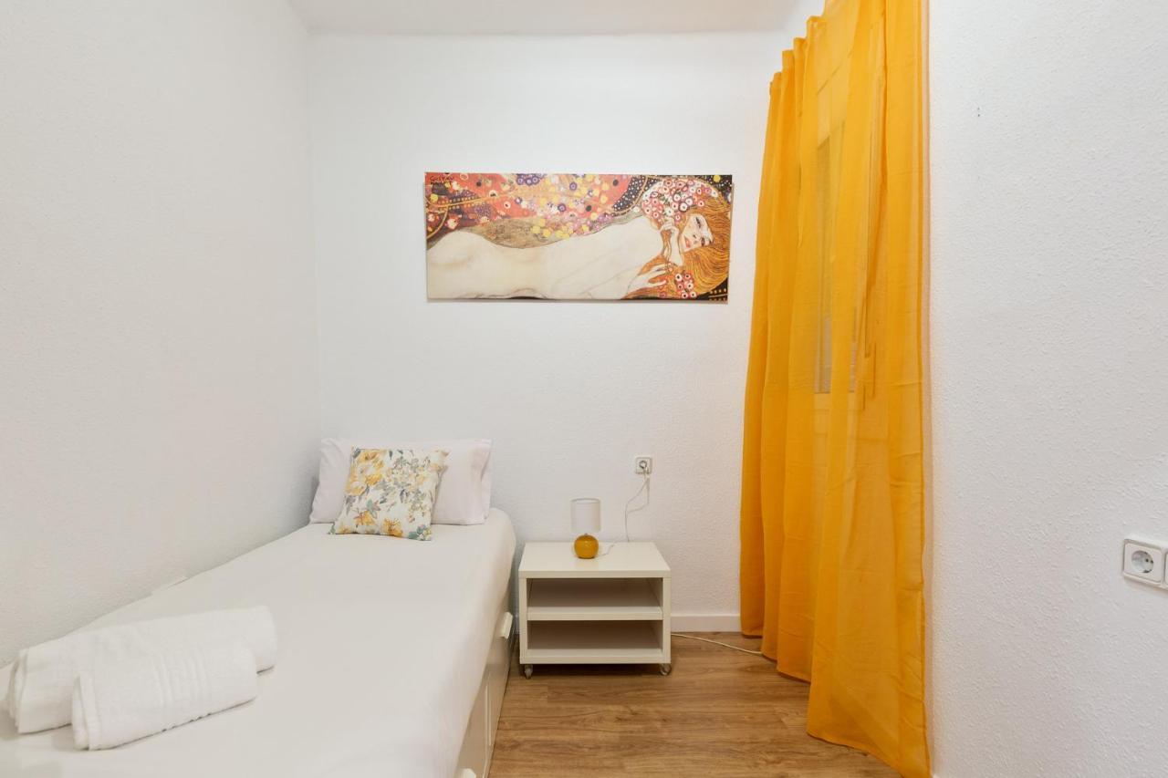Stay U-Nique Apartments Mallorca II Барселона Екстер'єр фото